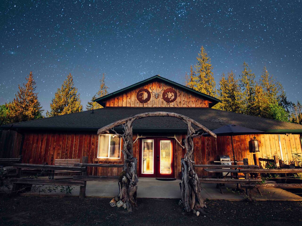 Black Diamond Micro Lodge ⬥  Olympic National Park