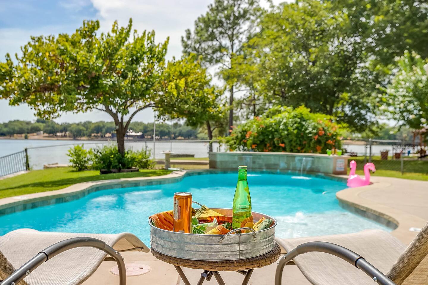 Granbury Lakeside Home| Pool, Gameroom, Fire Table