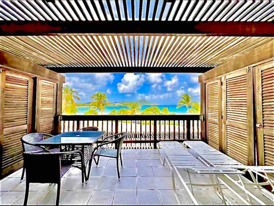 Sapphire Beach Beachfront Condo - Free Wi-Fi