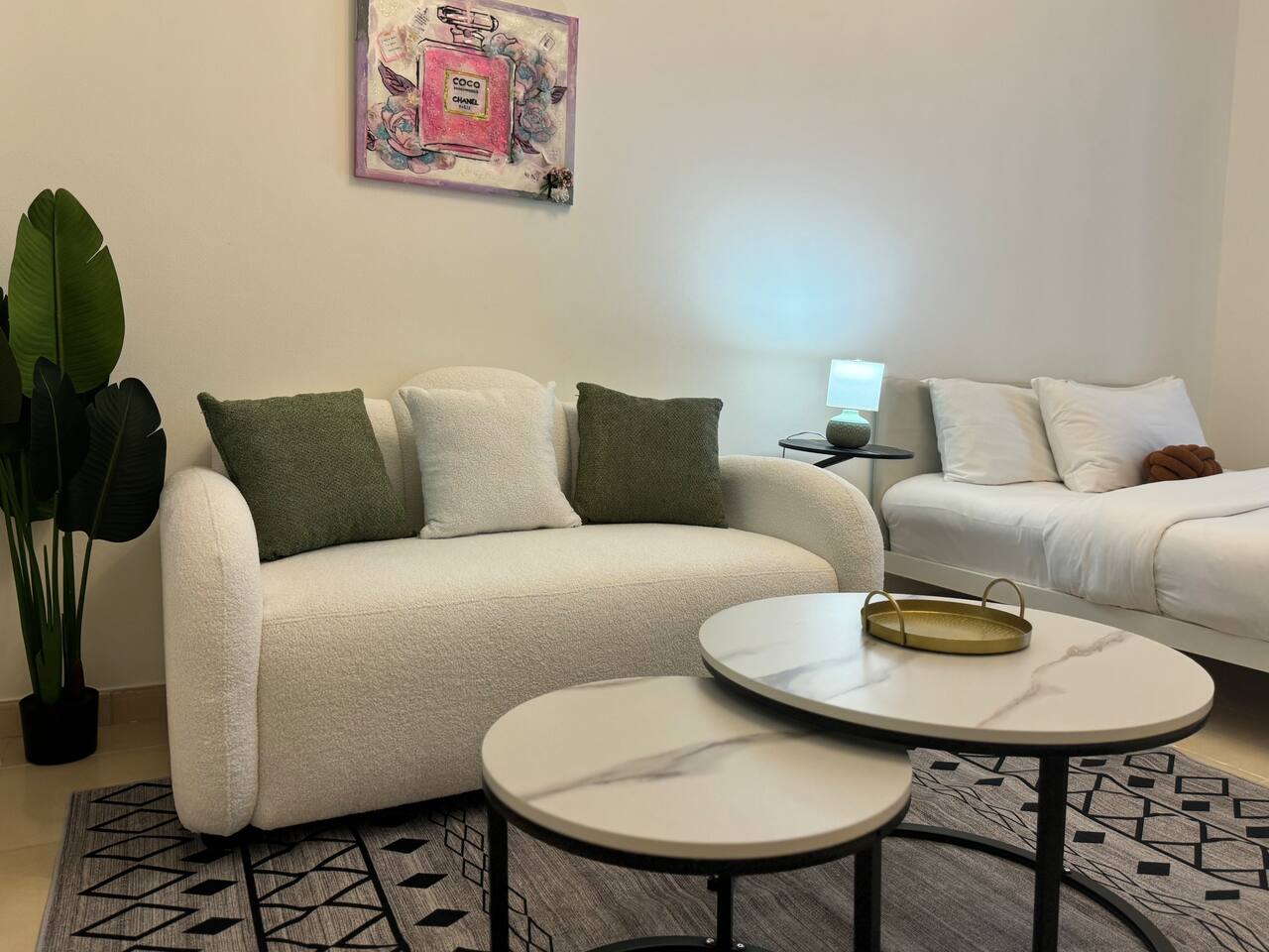 ASHRI Cozy Studio in Production City, Qasr Sabah