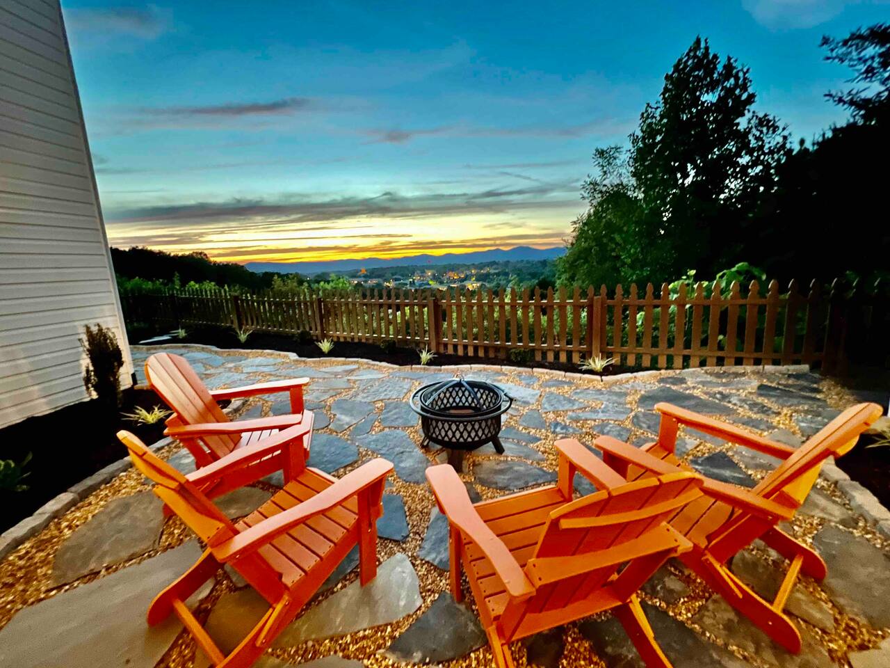 Iconic Dahlonega View! In Town! Near Wine, Hiking