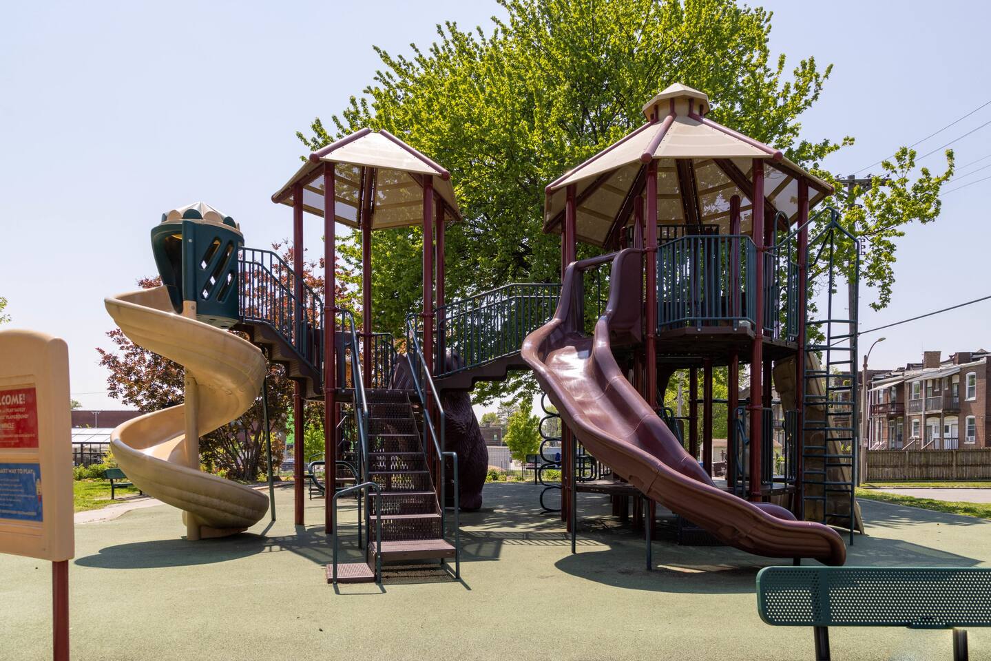 Fox Park conveniently located near the home