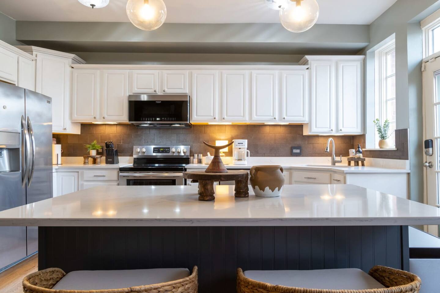 Your fully stocked kitchen awaits