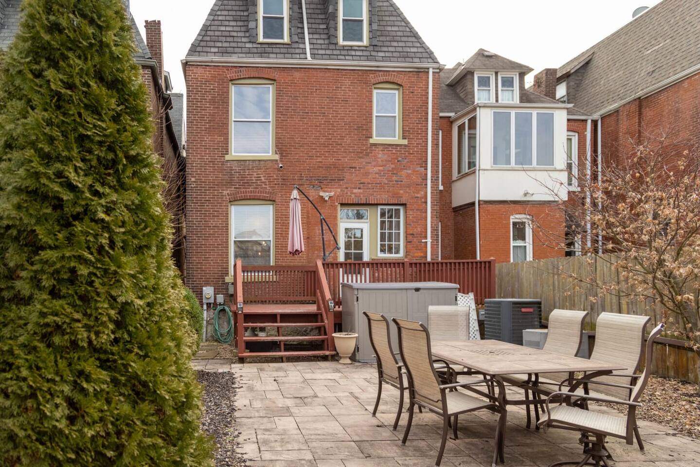 Beautiful backyard complete with table and chairs for enjoying the St. Louis sunshine