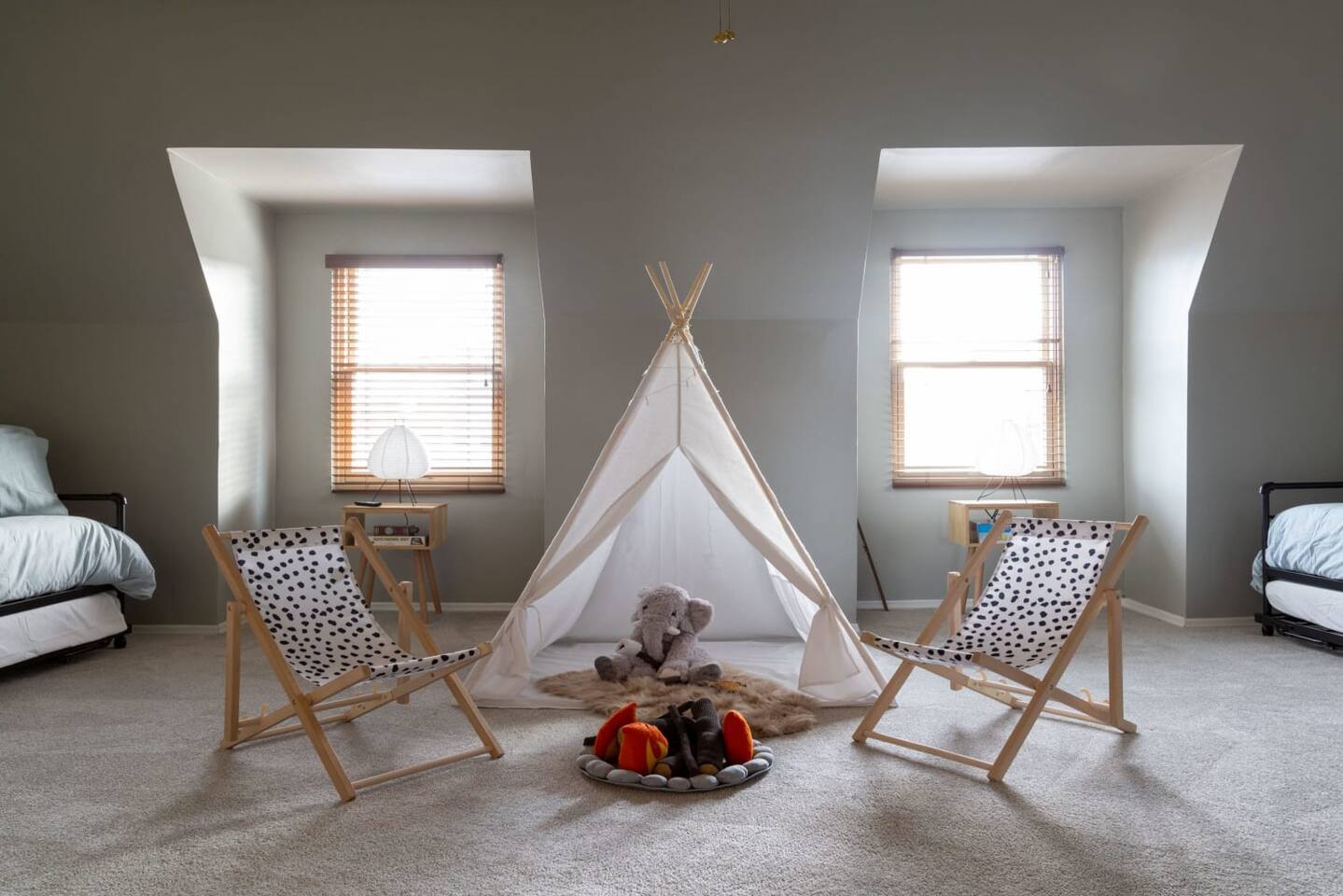 Your little ones are going to love playing in this family room
