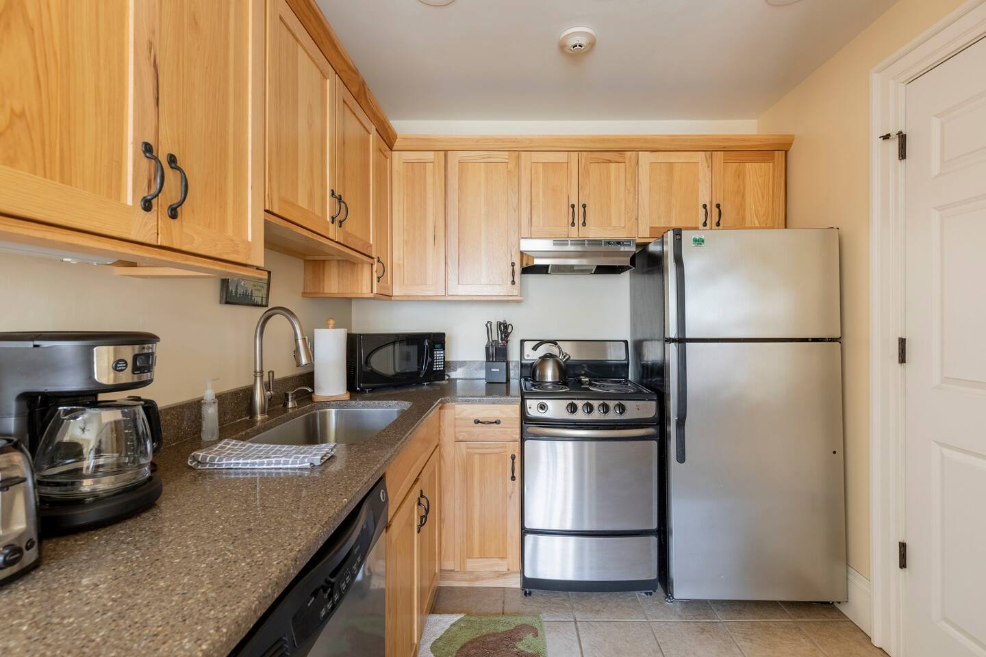 Historic Condo in the Heart of Ellicottville, photo 7