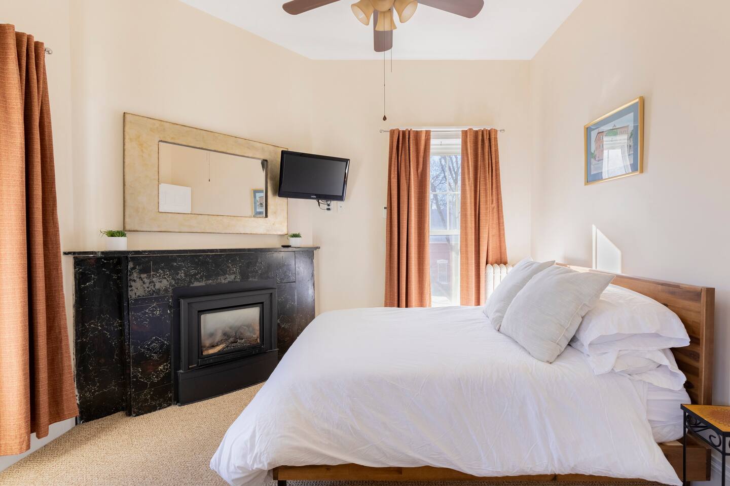 Historic Condo in the Heart of Ellicottville, photo 2