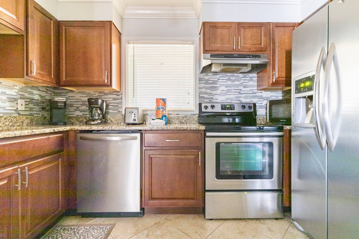 Coastal Condo with Pool, Hot Tub & Pickleball, photo 4