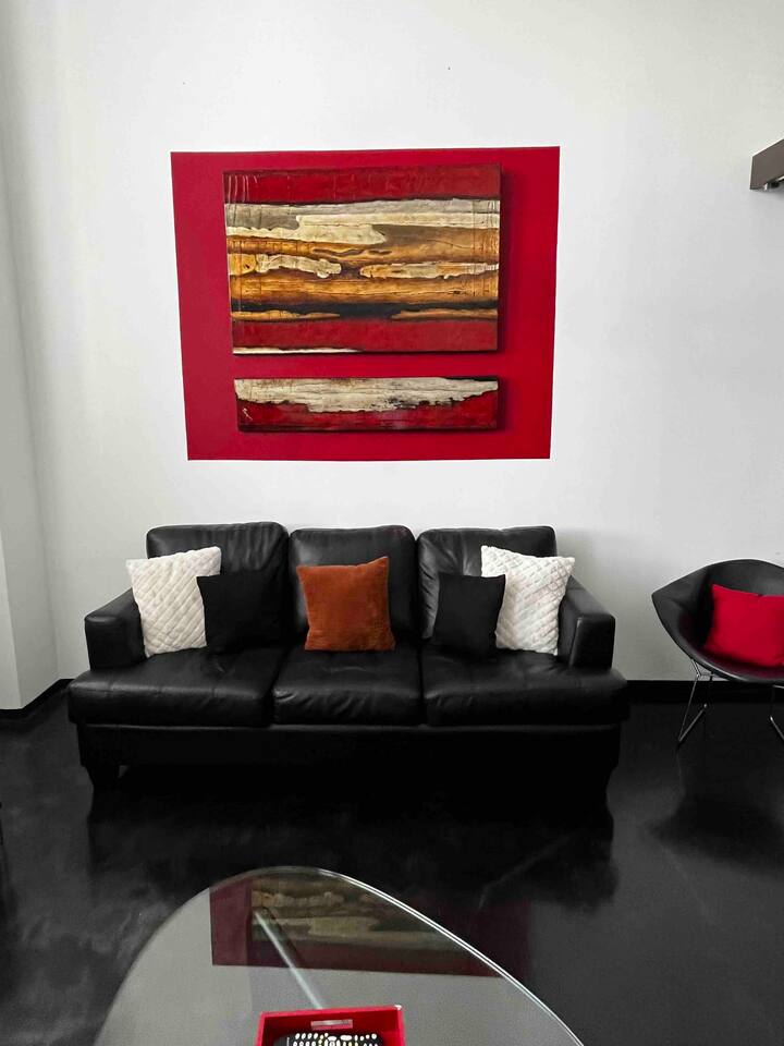 Heart of New Orleans CBD Condo