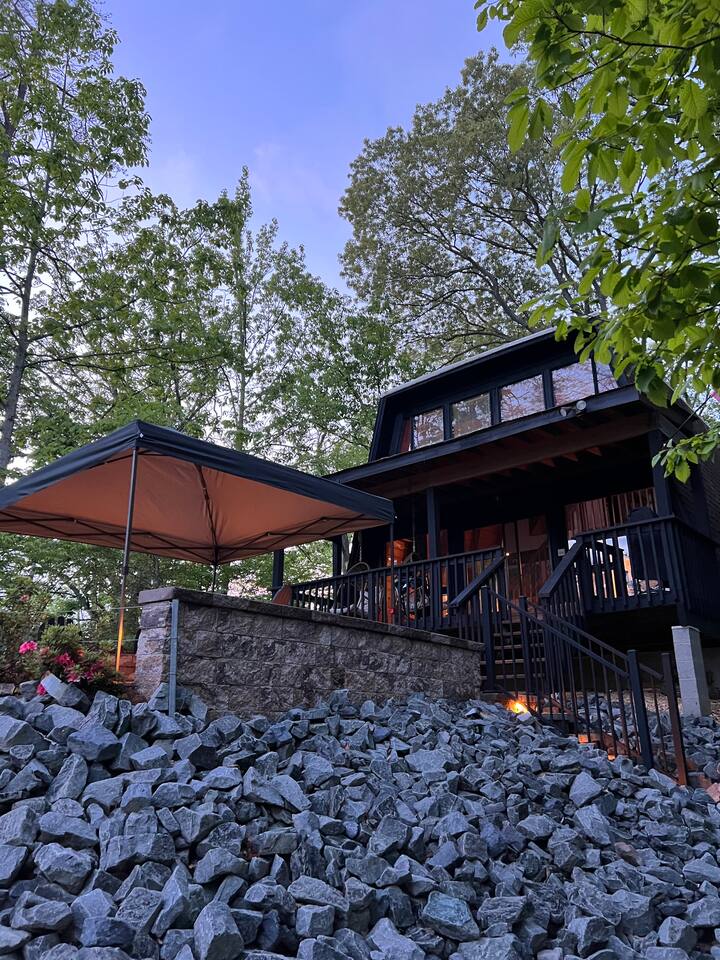 Hideaway on the Bay