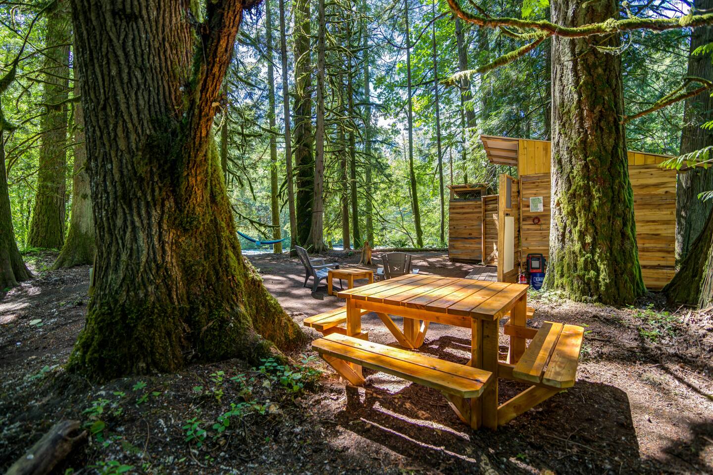 Rustic Riverside Cabin w/ Hot Tub & 3 Beaches