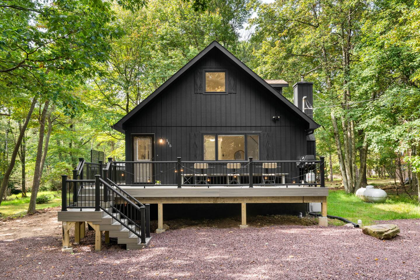 Cozy Mountain Cabin | HotTub & Fireside Fun