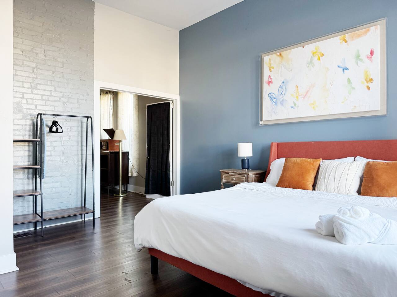 The Washington Apartments