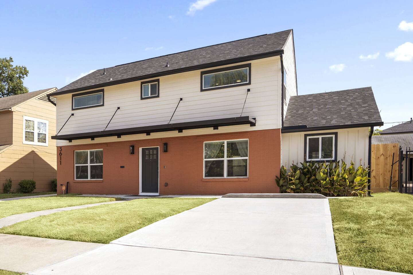 Eagle Estates - 2 Homes to Share! Sleeps 14!