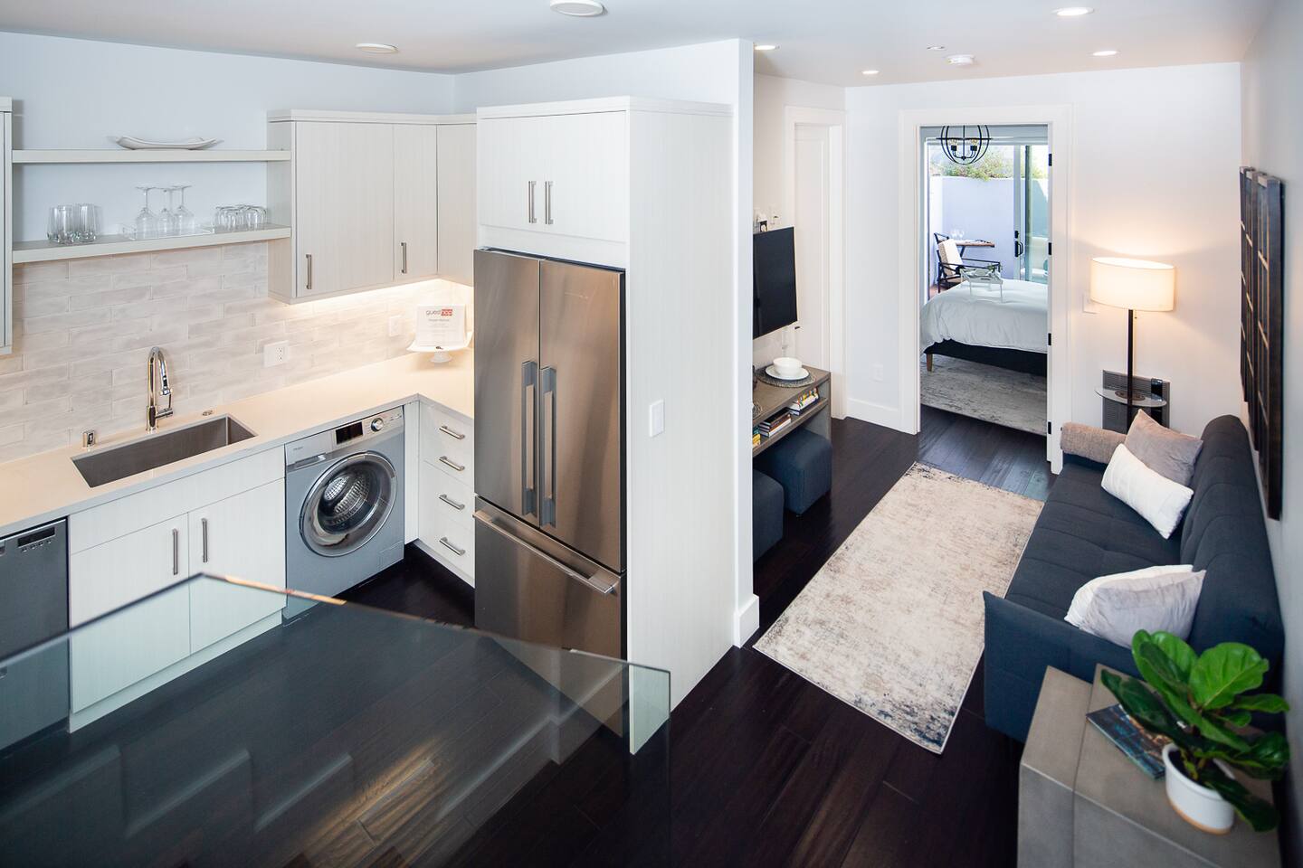 North Beach Italian District Close to Downtown SF