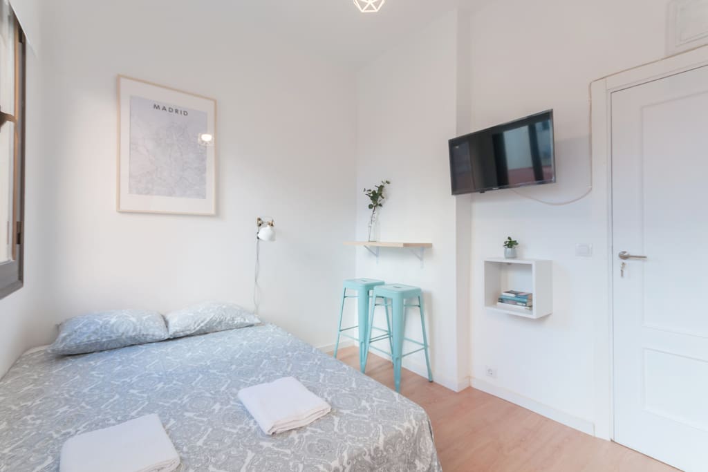 -Studio City Centre-Atocha-WiFi, A/C, SmartTV