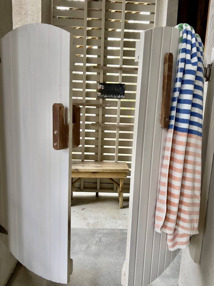 Enjoy The Private Saloon Doors To The Outdoor Shower After Those Sandy Beach or Boat Days...and Discover....