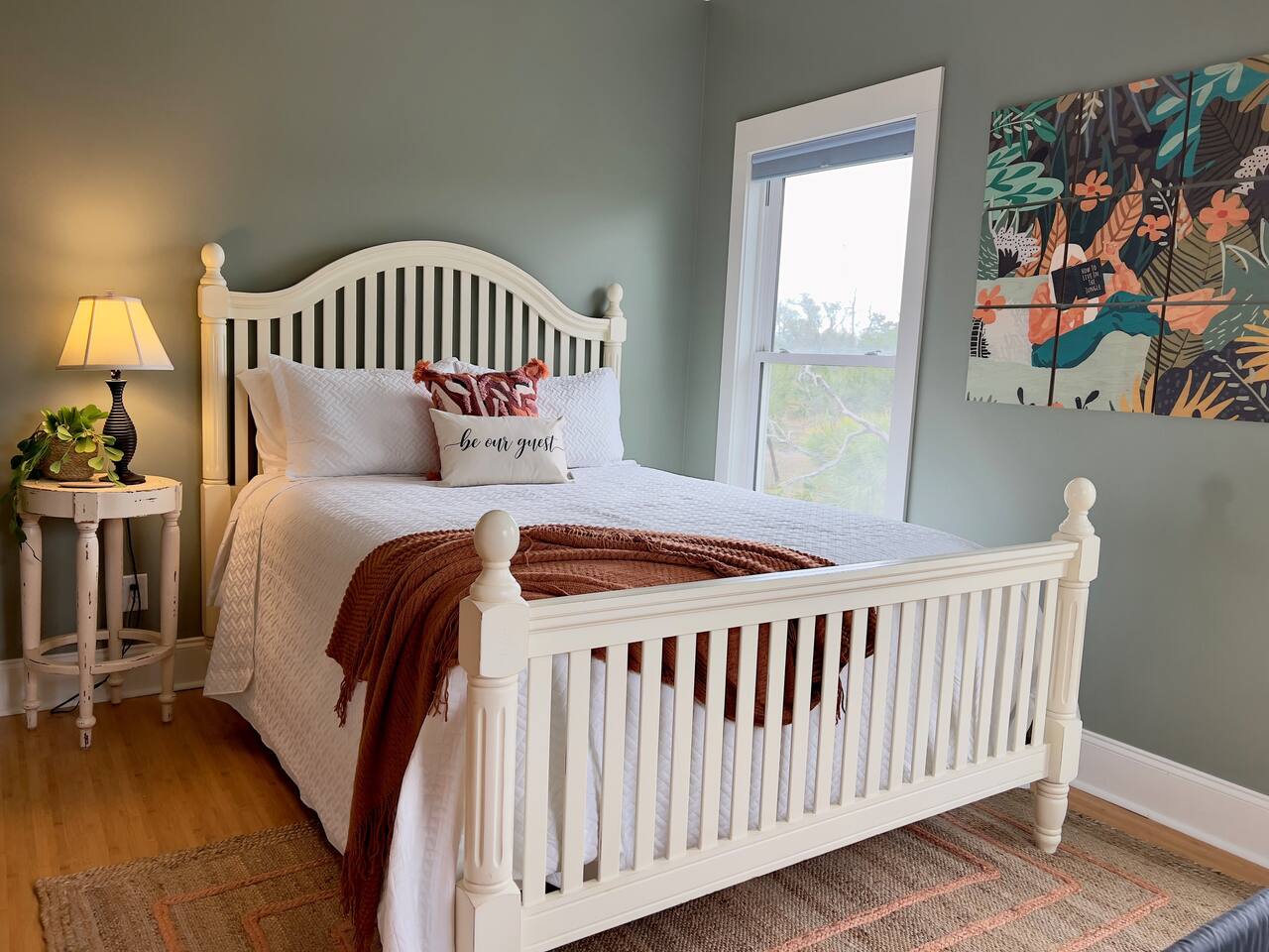 Large Bedrooms with Queen Beds and Big Closets Throughout
