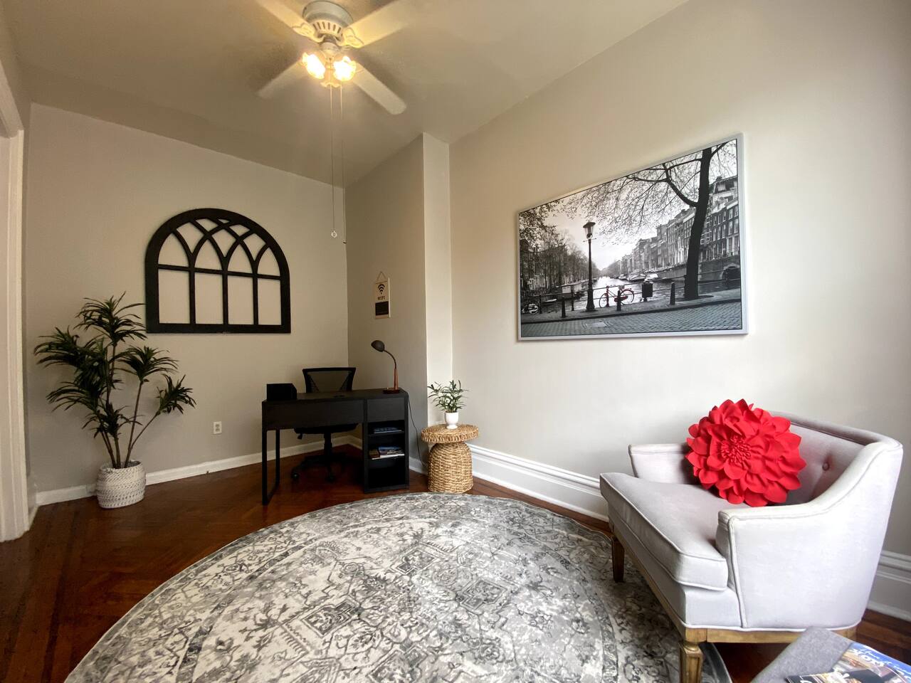 Newly Remodeled Midtown Apartment