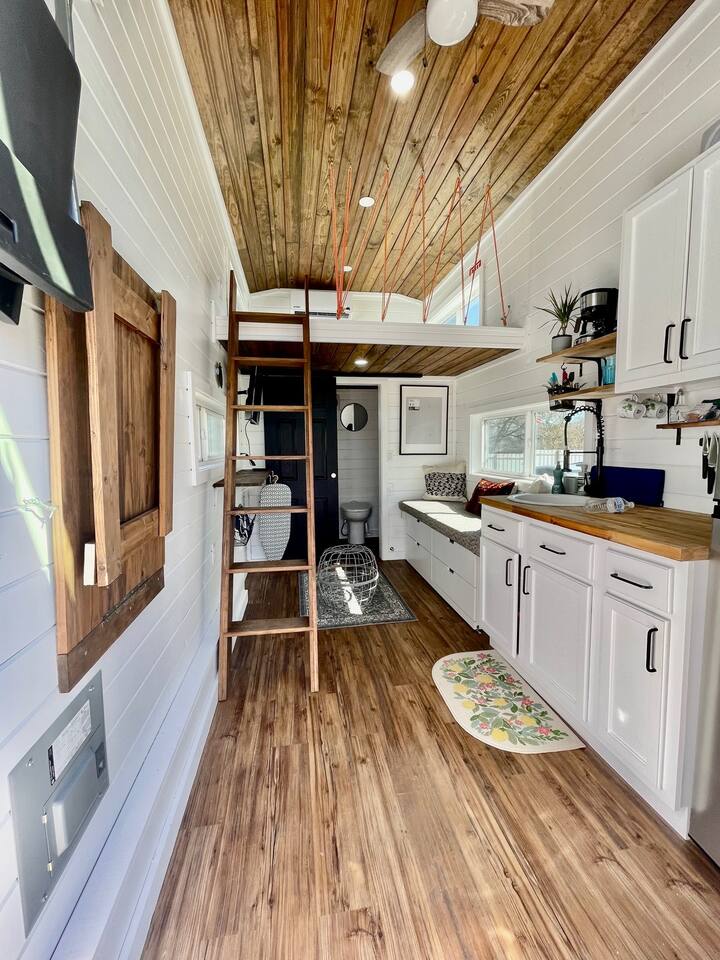 Luxury Tiny Home! HTX Long Term