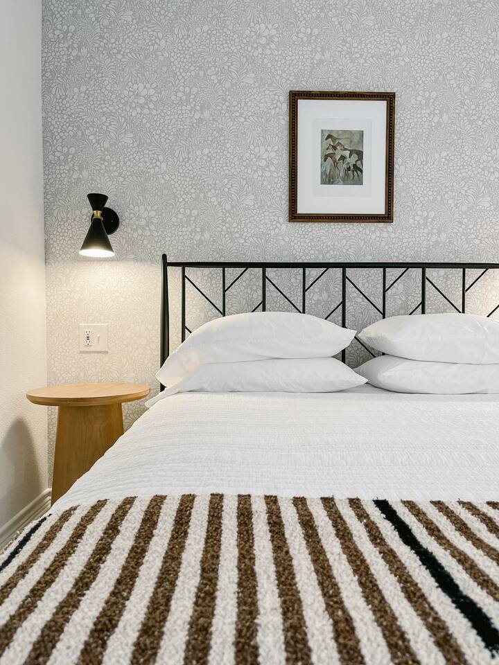 Cozy studio near ACU