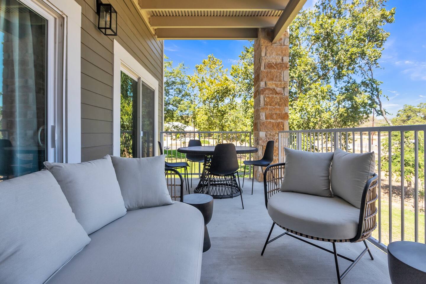 Walk to Gruene Hall - Riverfront-Texas Music Theme