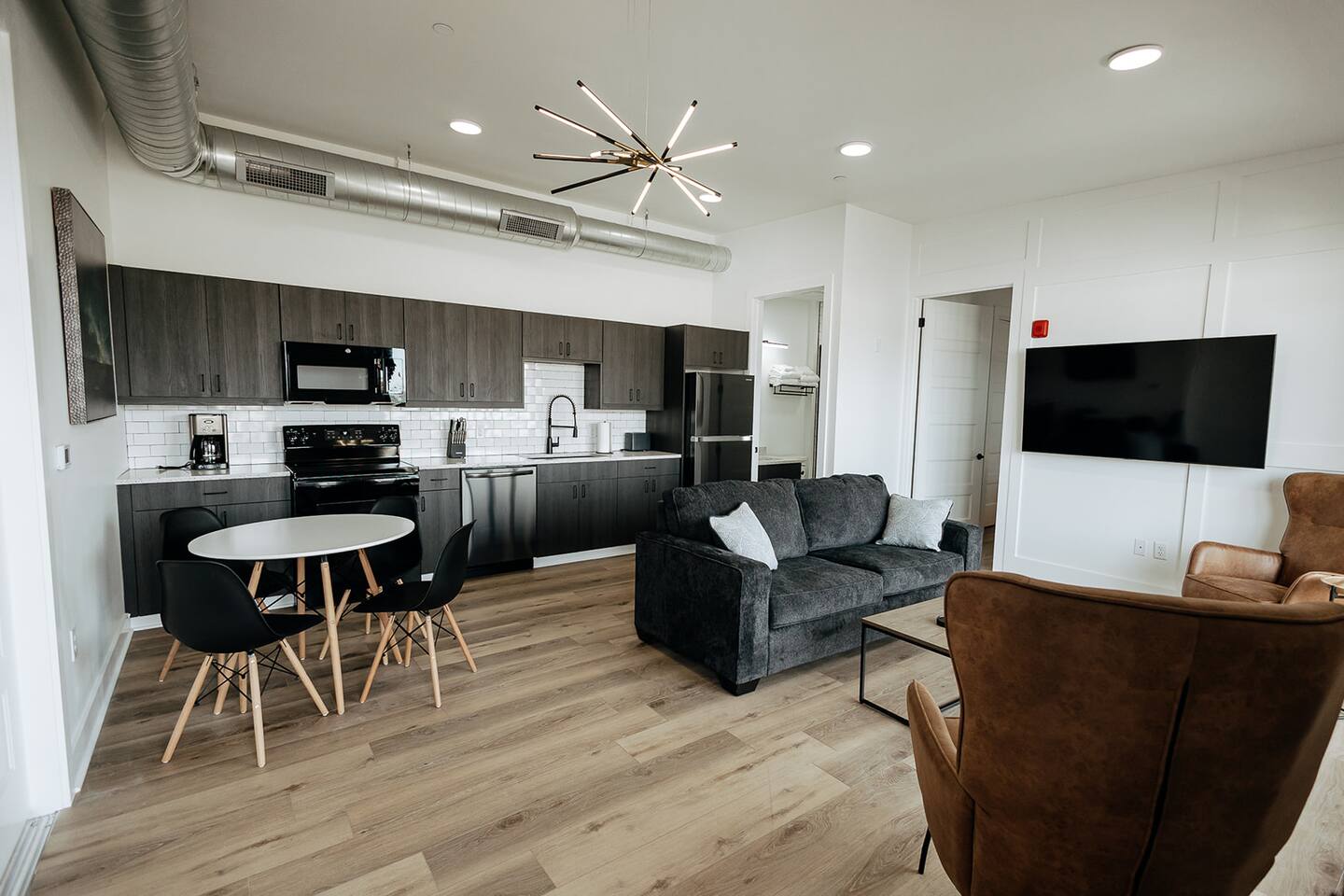 Walk To Intrust Bank Arena! - Modern Loft W/ W&D!