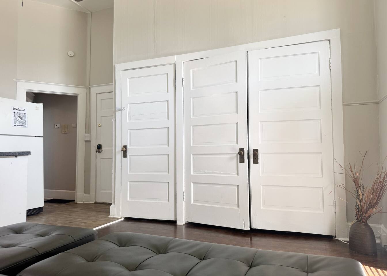 The Harrison A | QUEEN 1BD/1BA Apt near Riverfront