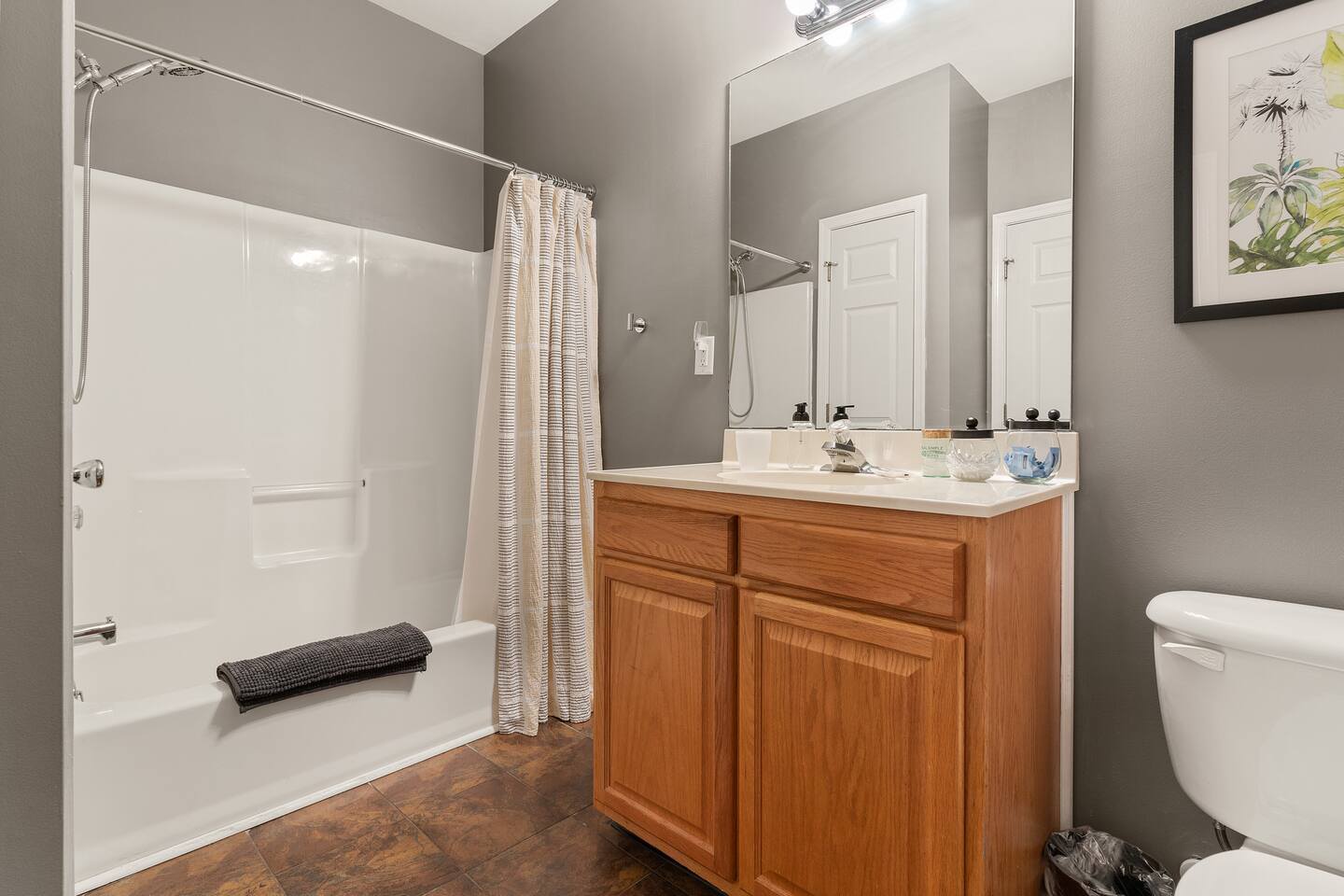 Cozy Creekwood Condo - Relaxing Getaway - W/ Pool photo 21