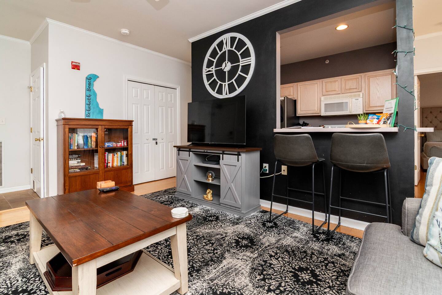 Cozy Creekwood Condo - Relaxing Getaway - W/ Pool photo 34