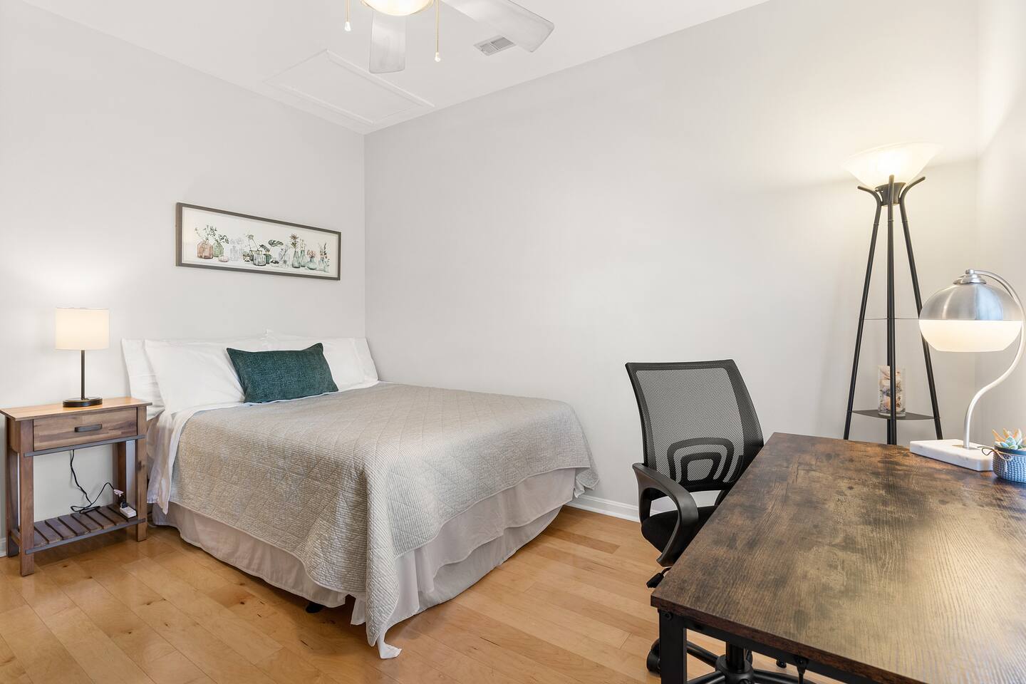 Cozy Creekwood Condo - Relaxing Getaway - W/ Pool photo 17