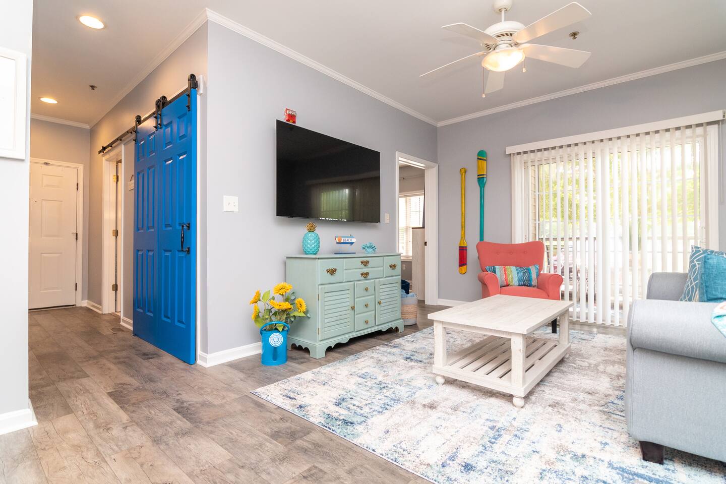 Blue Oasis Retreat - Pool Access - 2BR photo 13