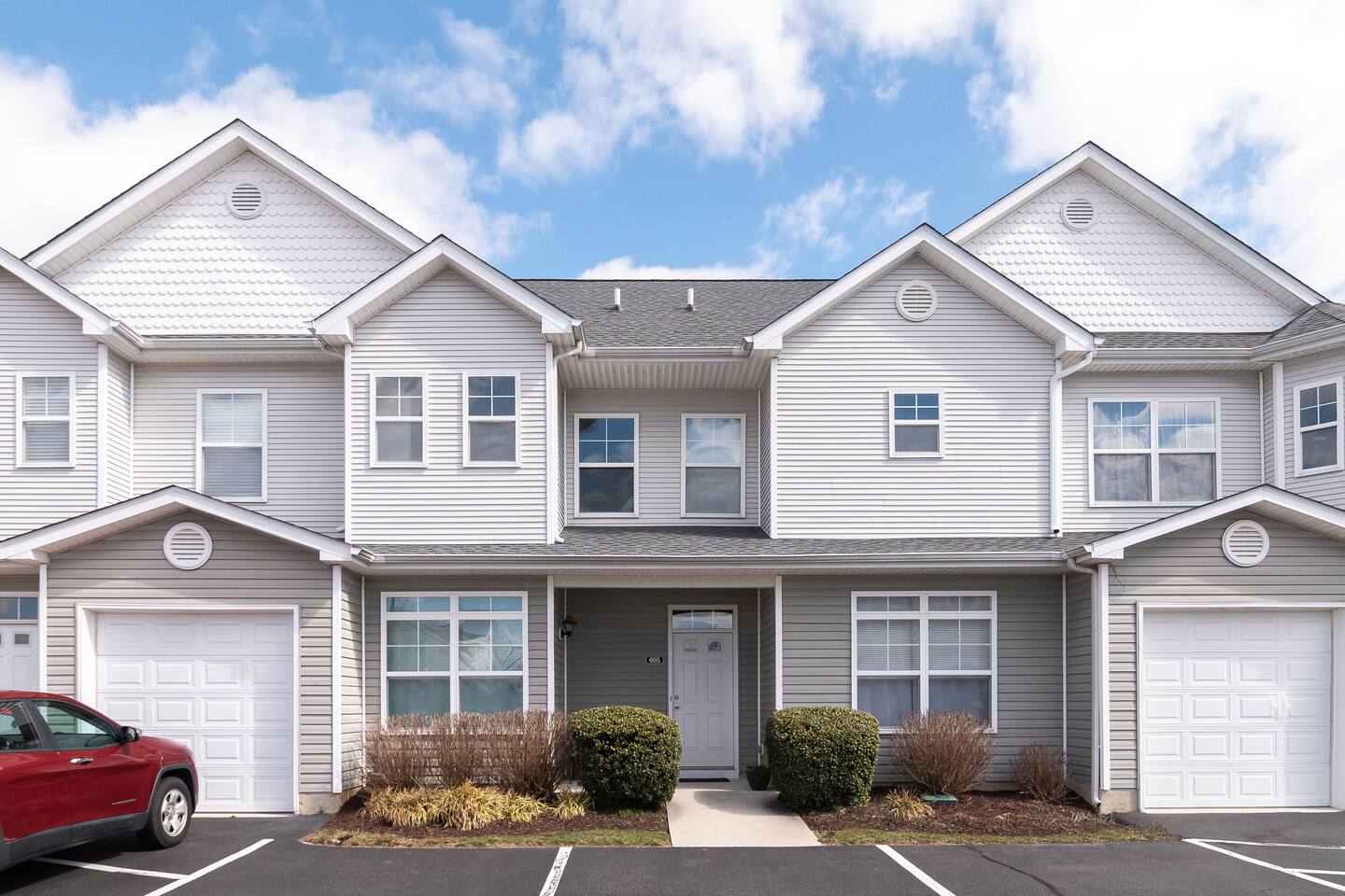Walk to Outlets & Breweries, close to bike trails. photo 20