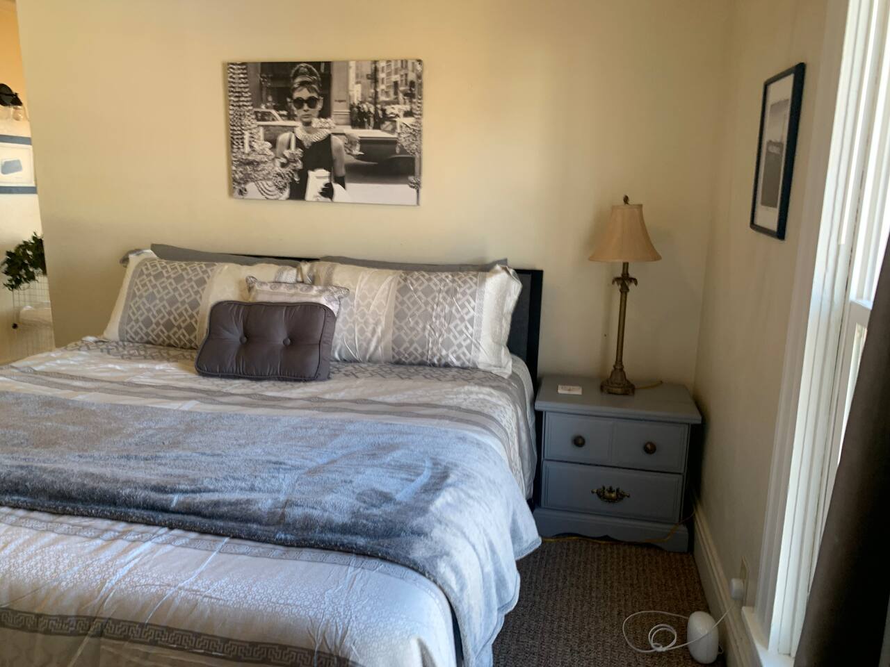 1Kg-Bed Entire Non-shared Condo Near Hospitals -3