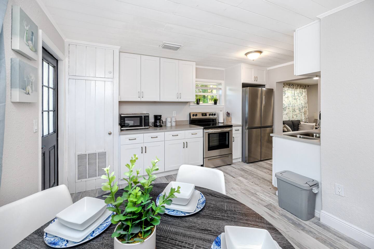 Cozy Clearwater 2BR/1BA Home – 10 Mins to Beach & Downtown!