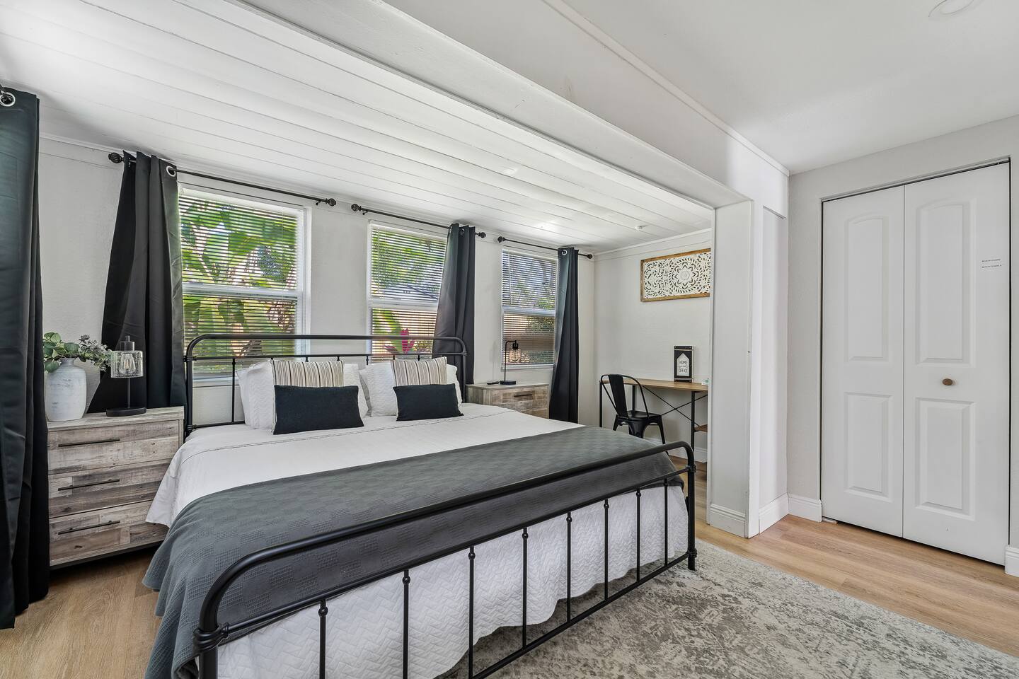 NEW Clearwtr10min2beach&5min2 Dunedindwtn/king bed