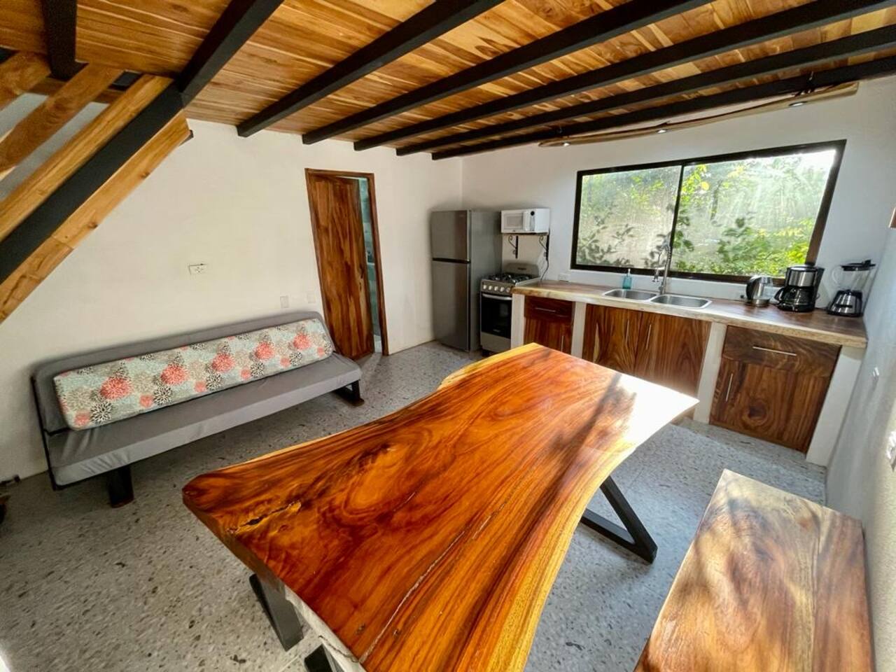 Ocean Treehouse, IONA Villas