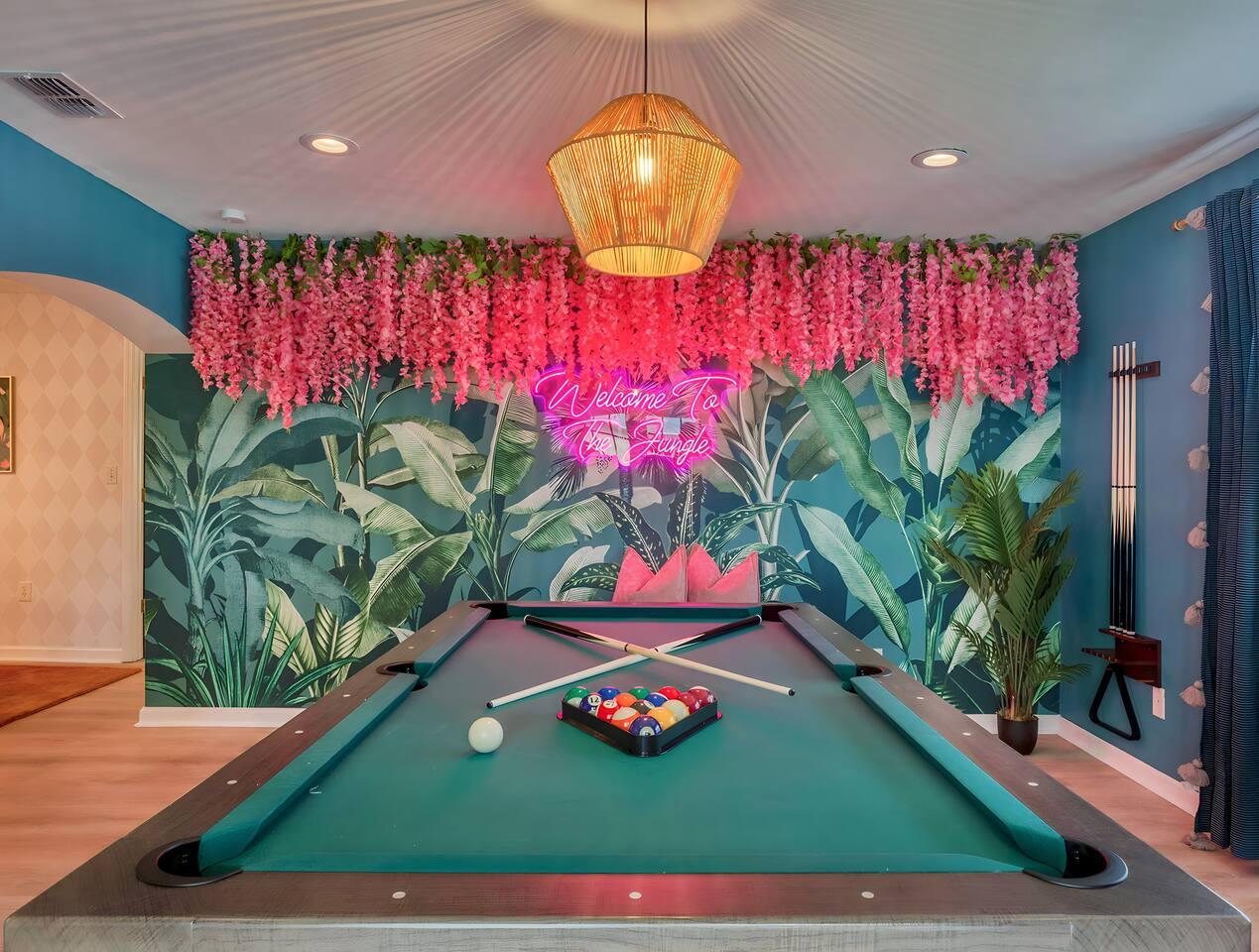 Clearwater Heated Pool, Mini Golf, Game Room!