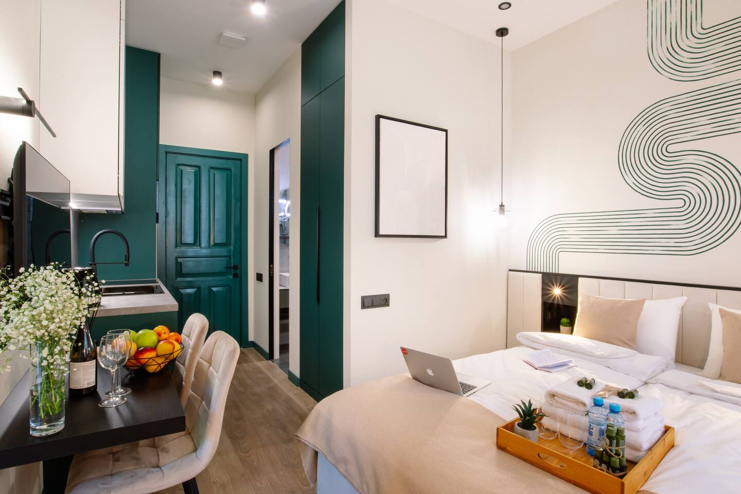 hotelise l Aeon Apartment