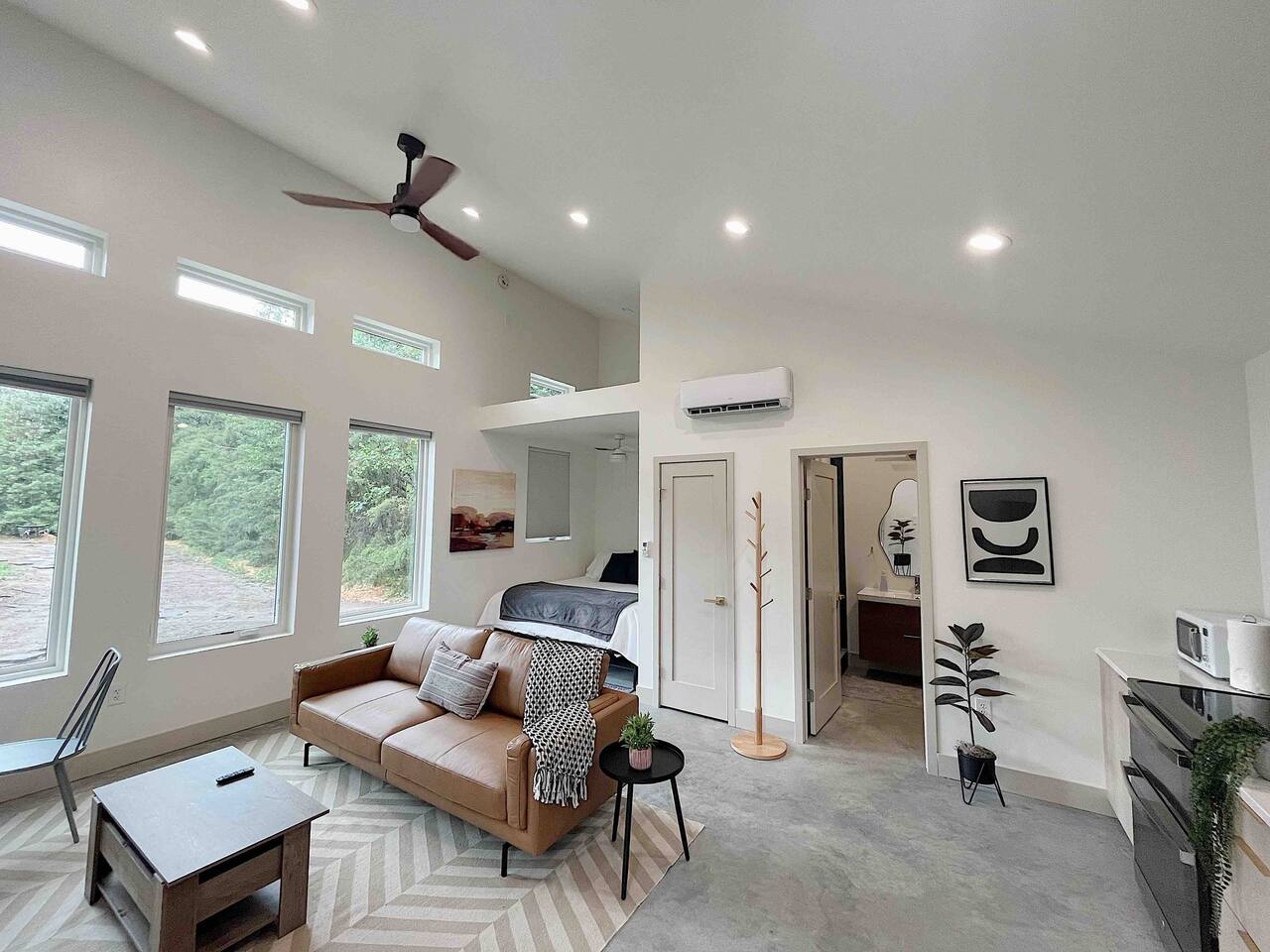 318 S Herschel - 67209