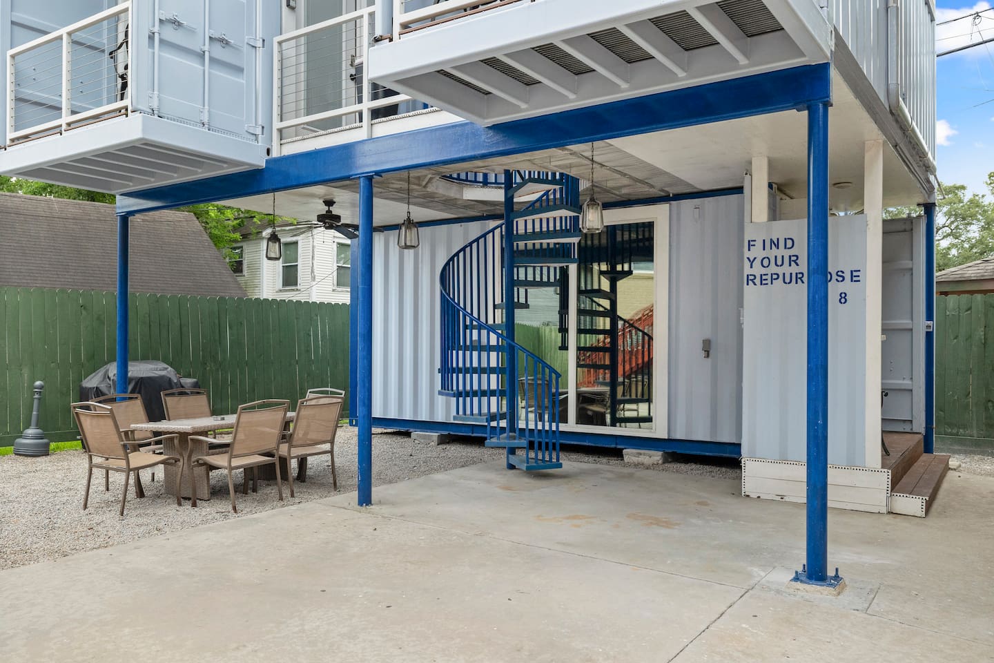 East Downtown Mico-luxe Container living pod #8