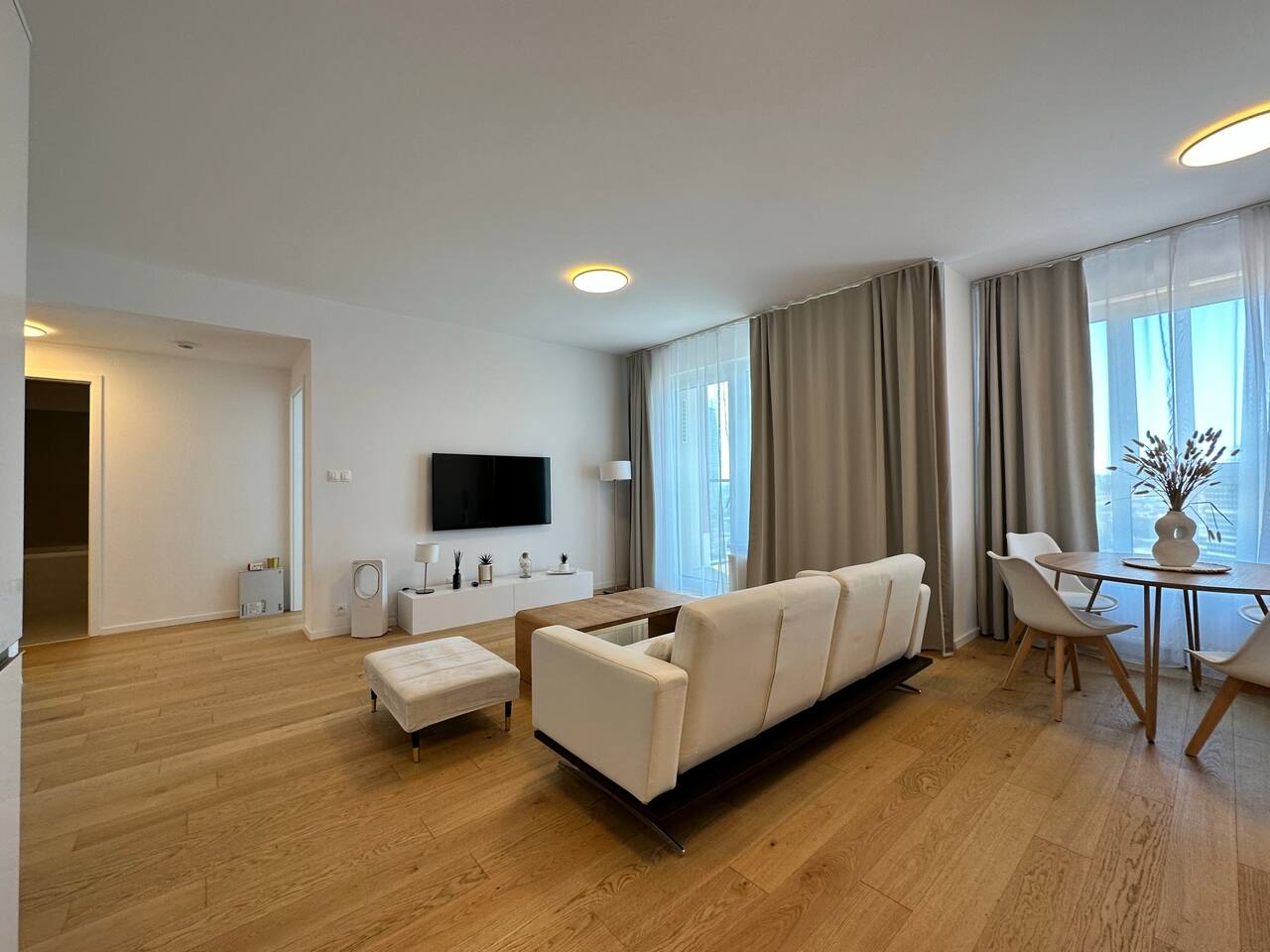 City view and parking included