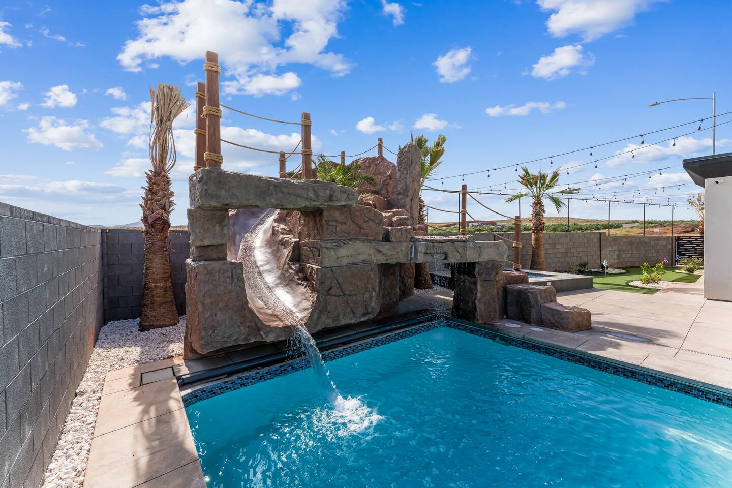 Sand Hollow Aquatic Adventure