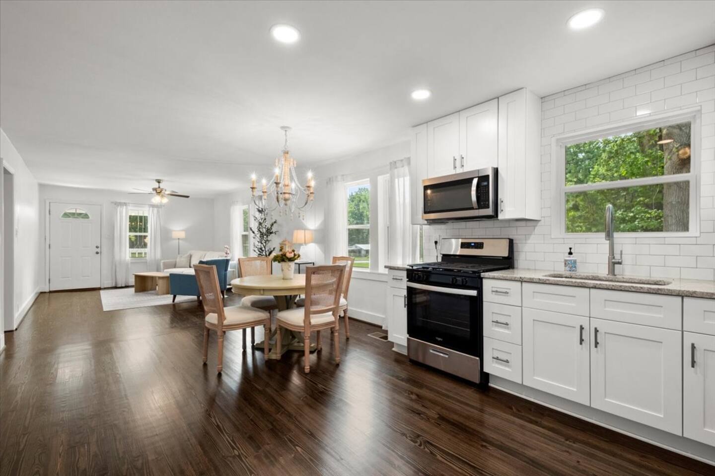 Beautiful, Updated 3BR 2BA