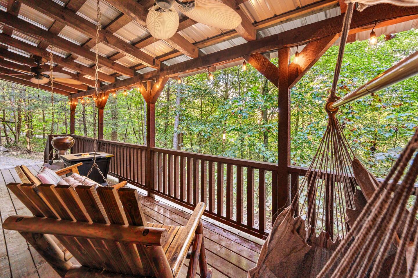 Fall Foliage! Pool, KingBed, Theater, HotTub, XBox