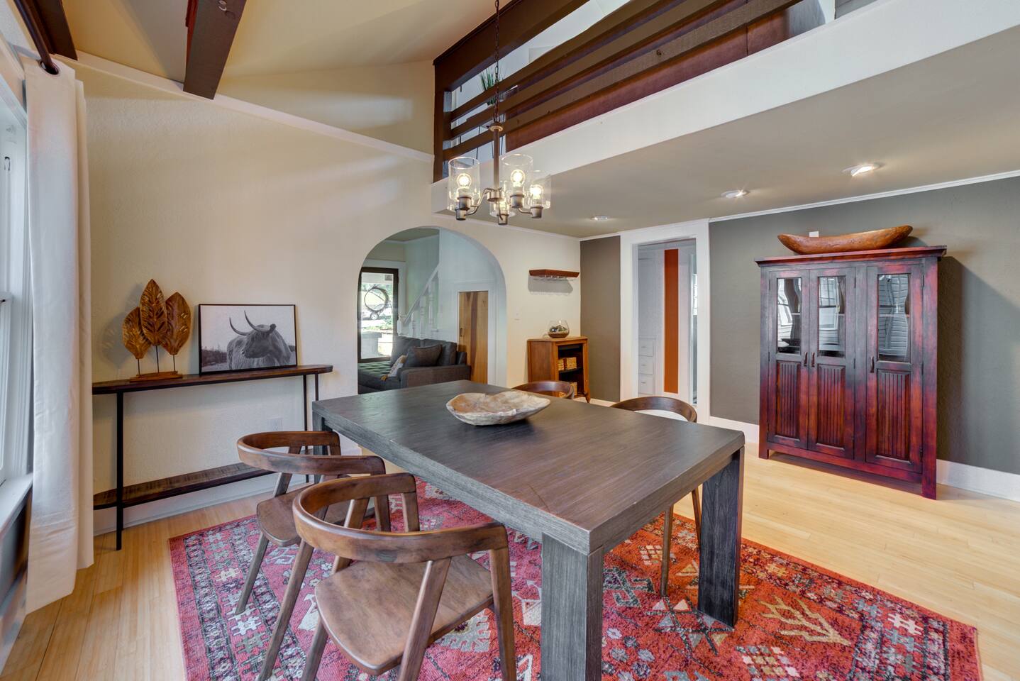 TimberWood - Hot Tub | 2 Bedroom | Downtown