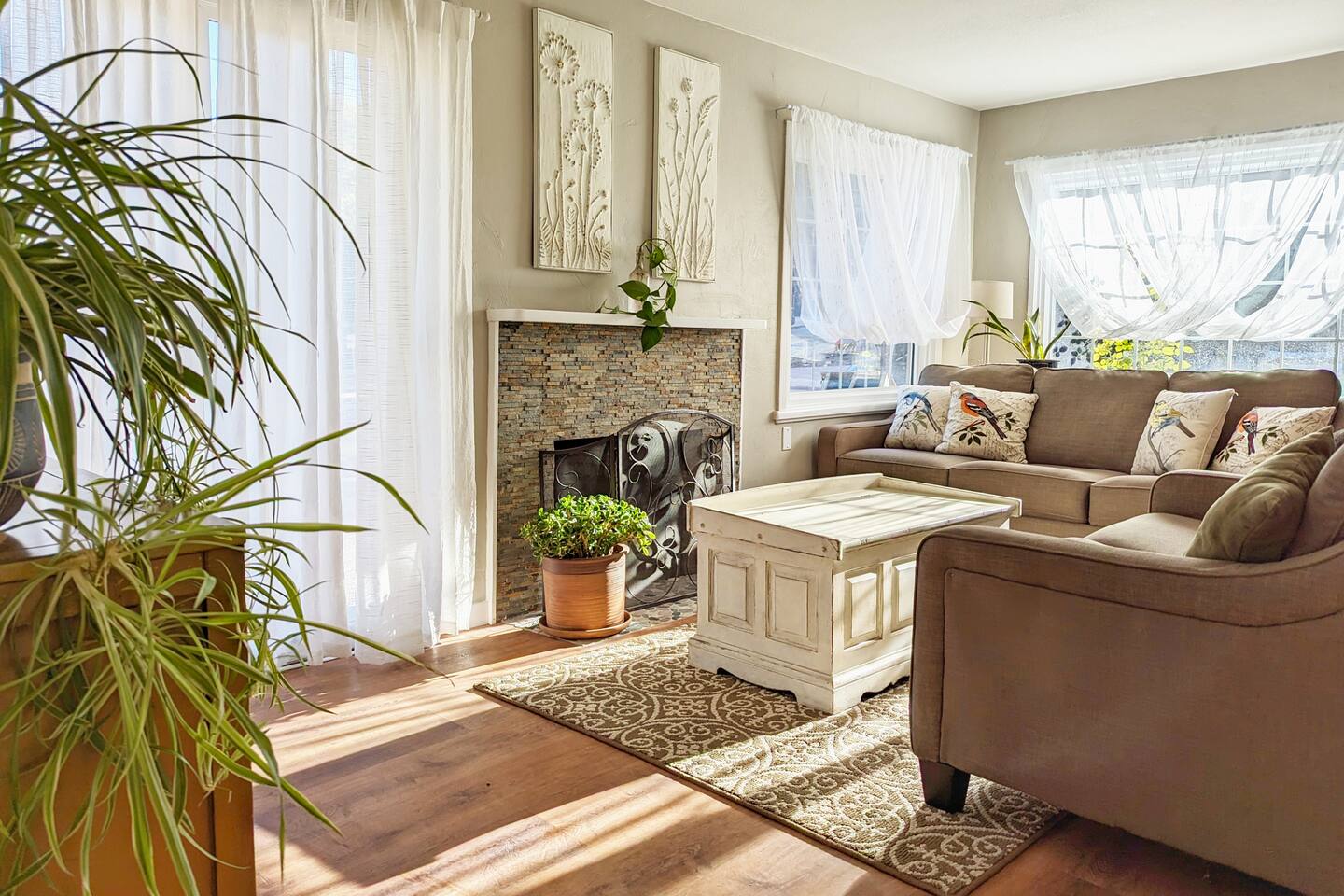 The Garden House at the Fountain Creek Inn