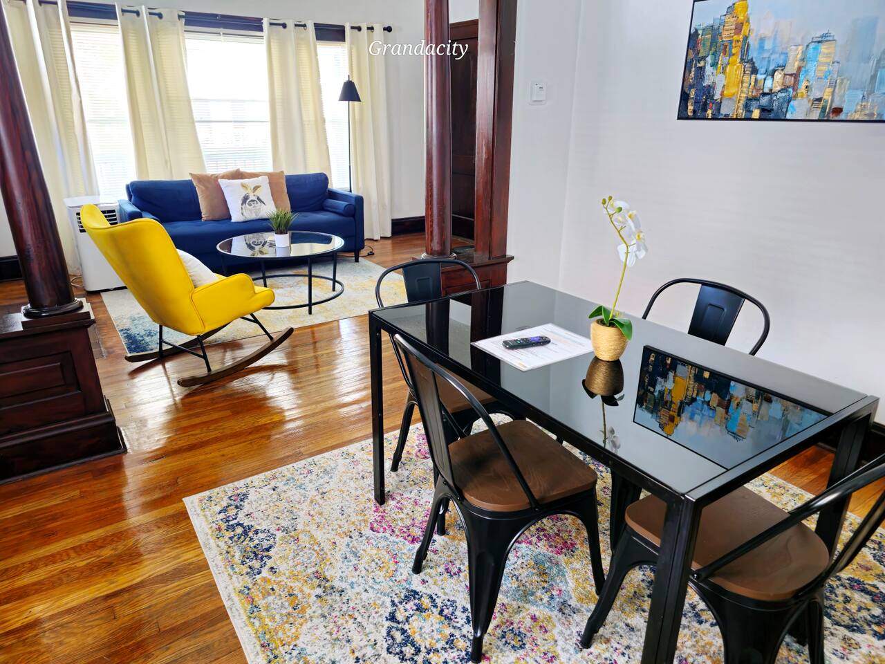 Lovely! near Cleve Clinic/UH/CWRU/Dwntwn w/porch