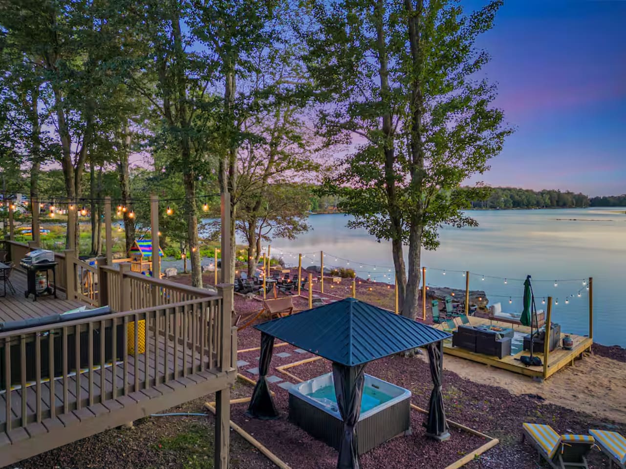Lakefront Beach Entry | Hot Tub, Movie Theater!