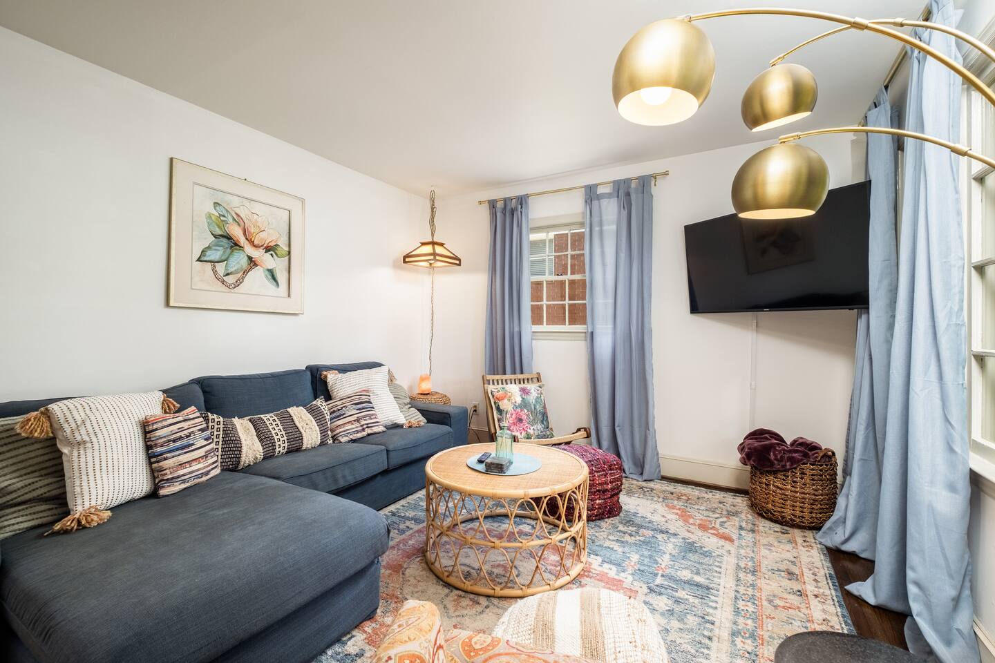 Comfy cozy laid back cottage